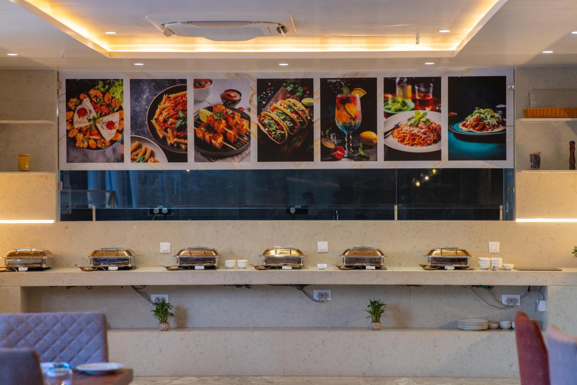 Pride Elite, Daman Hotel Kültér fotó